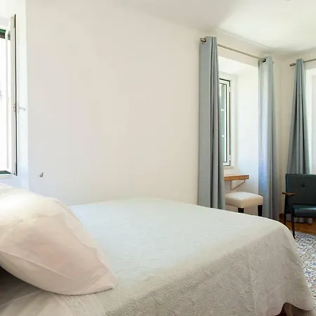 Апартаменты Santos River View Terrace Duplex Лиссабон