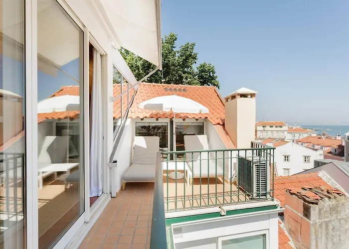 Santos River View Terrace Duplex Lisbona